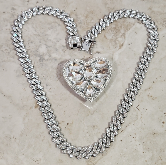 🆕️18k Cuban Link Chain🥰 - Picture 4 of 6